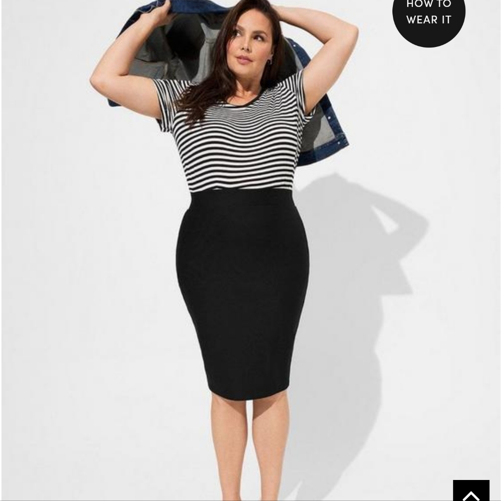 NWT TORRID BLACK SKIRT 2X